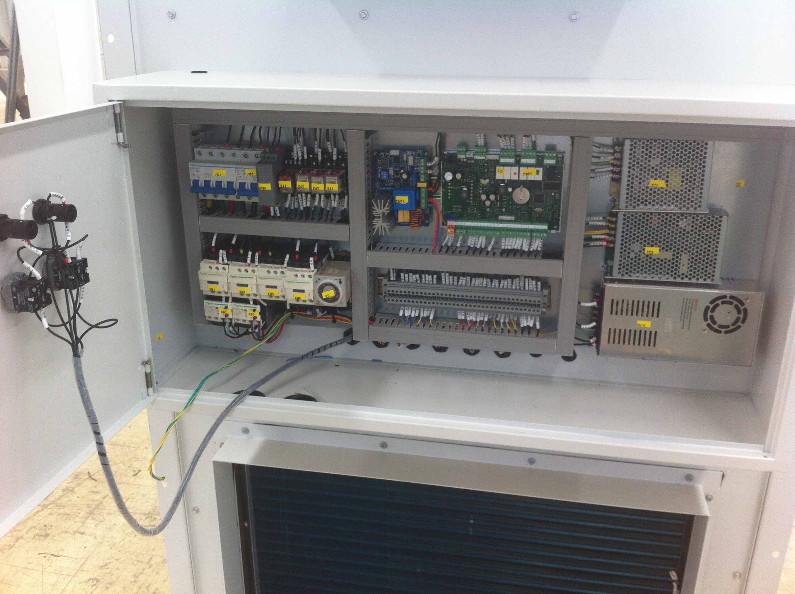 Прецизионный кондиционер свободн